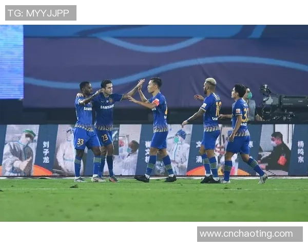 埃德尔揭露苏宁夺冠后张氏父子失踪工资拖欠长达数月真相